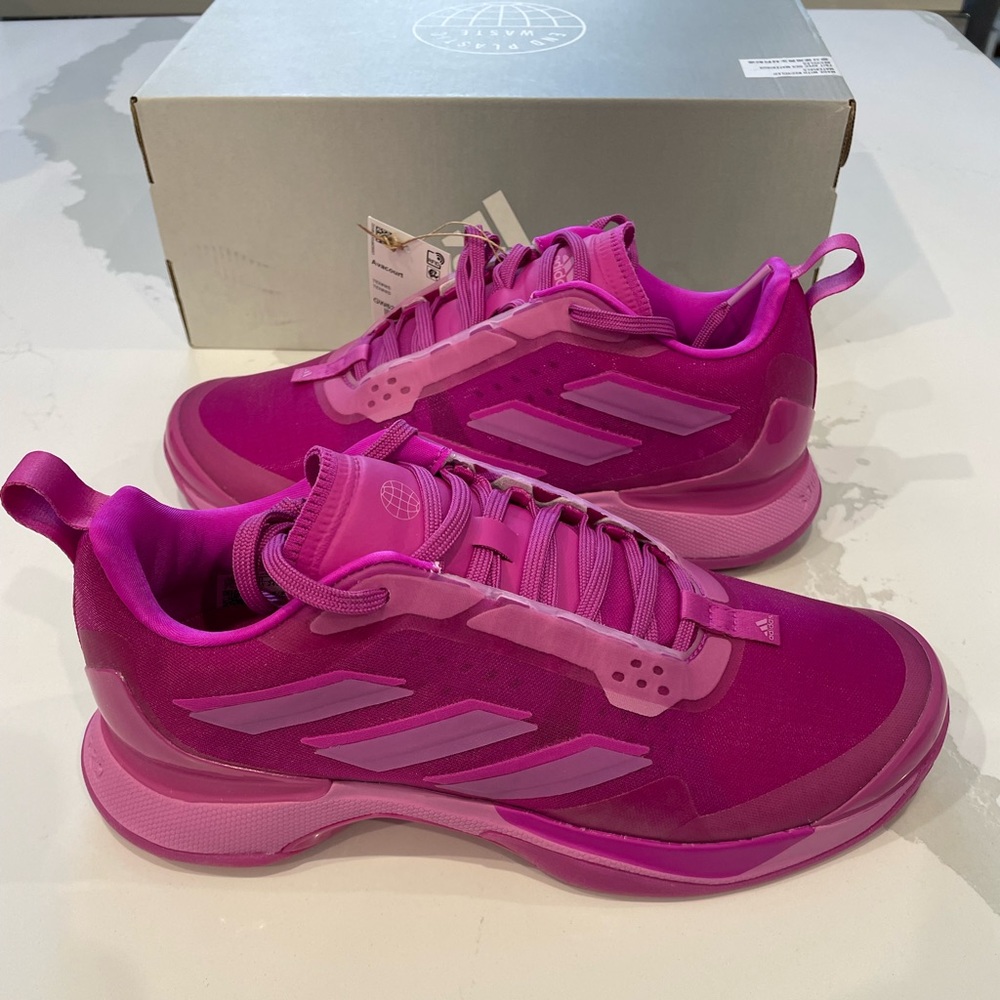 Adidas Avacourt Women’s Tennis & Pickleball Shoes GW6264